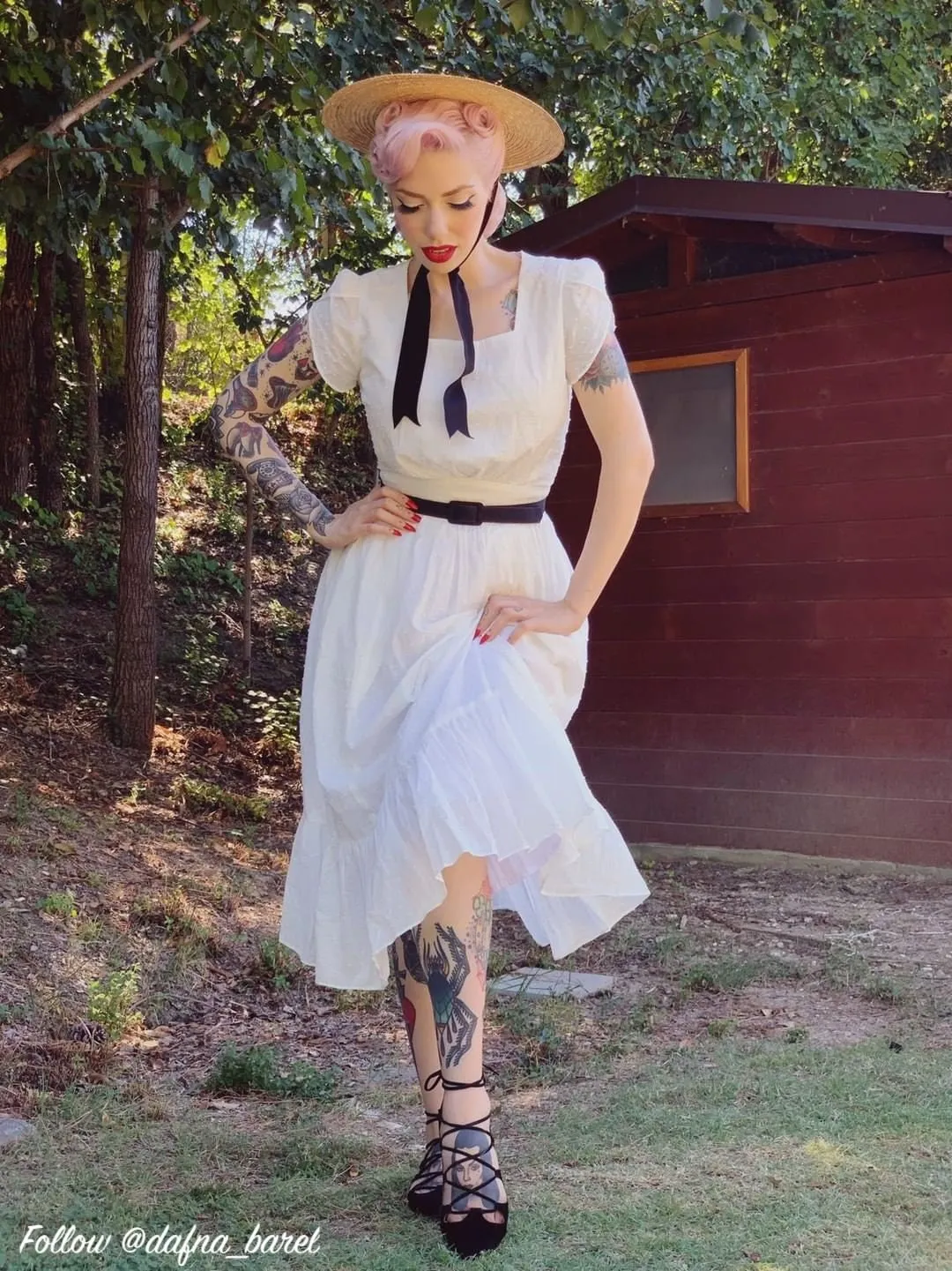 Choose a fabric: Ava Dress