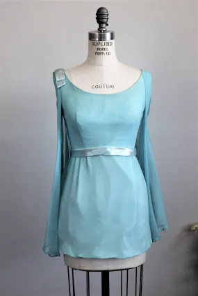 CLEARANCE: Vintage 1960s Robins Egg Blue Flowy Blouse