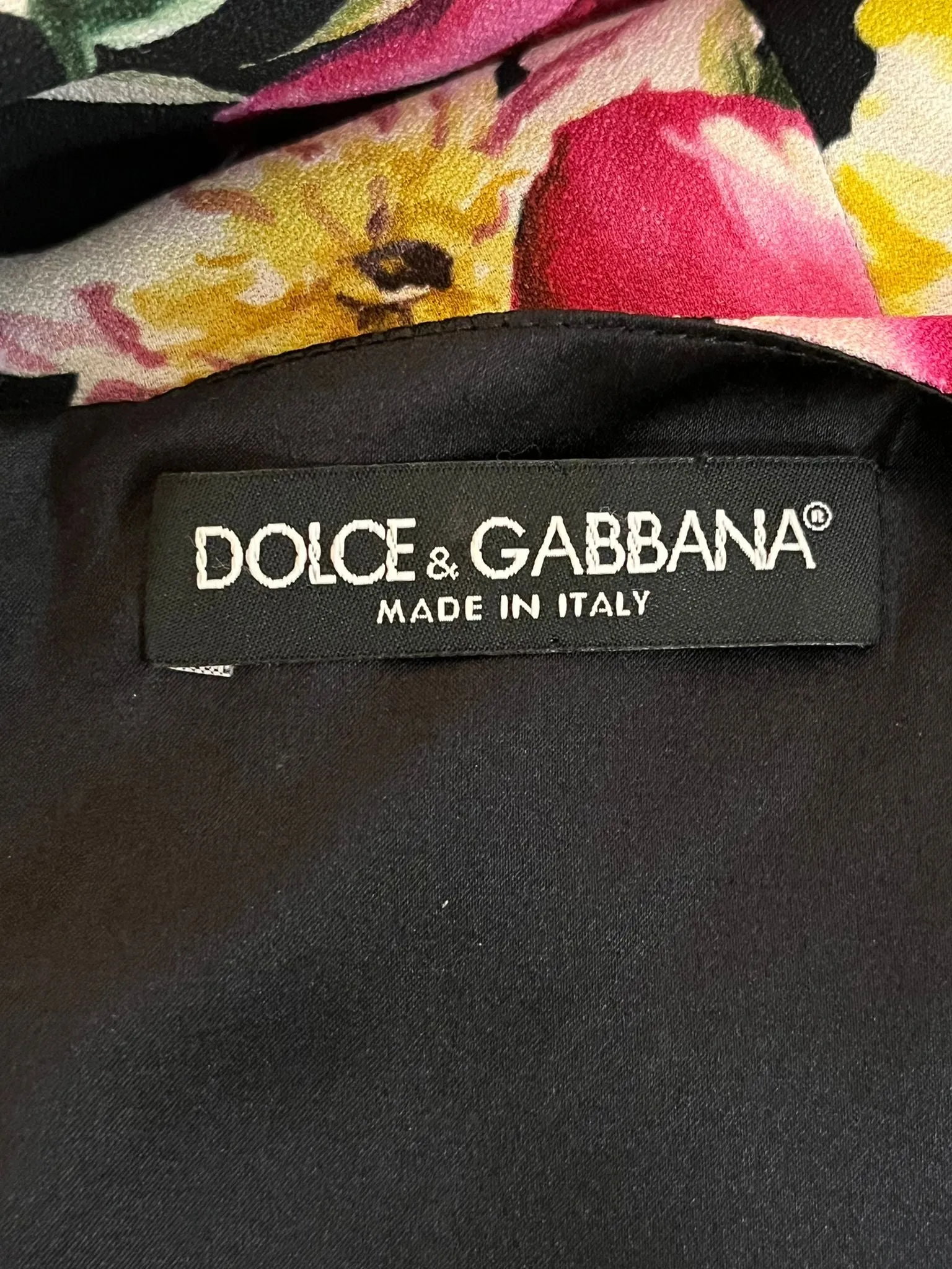 Dolce & Gabbana Floral Rose Print Dress. Size 40IT