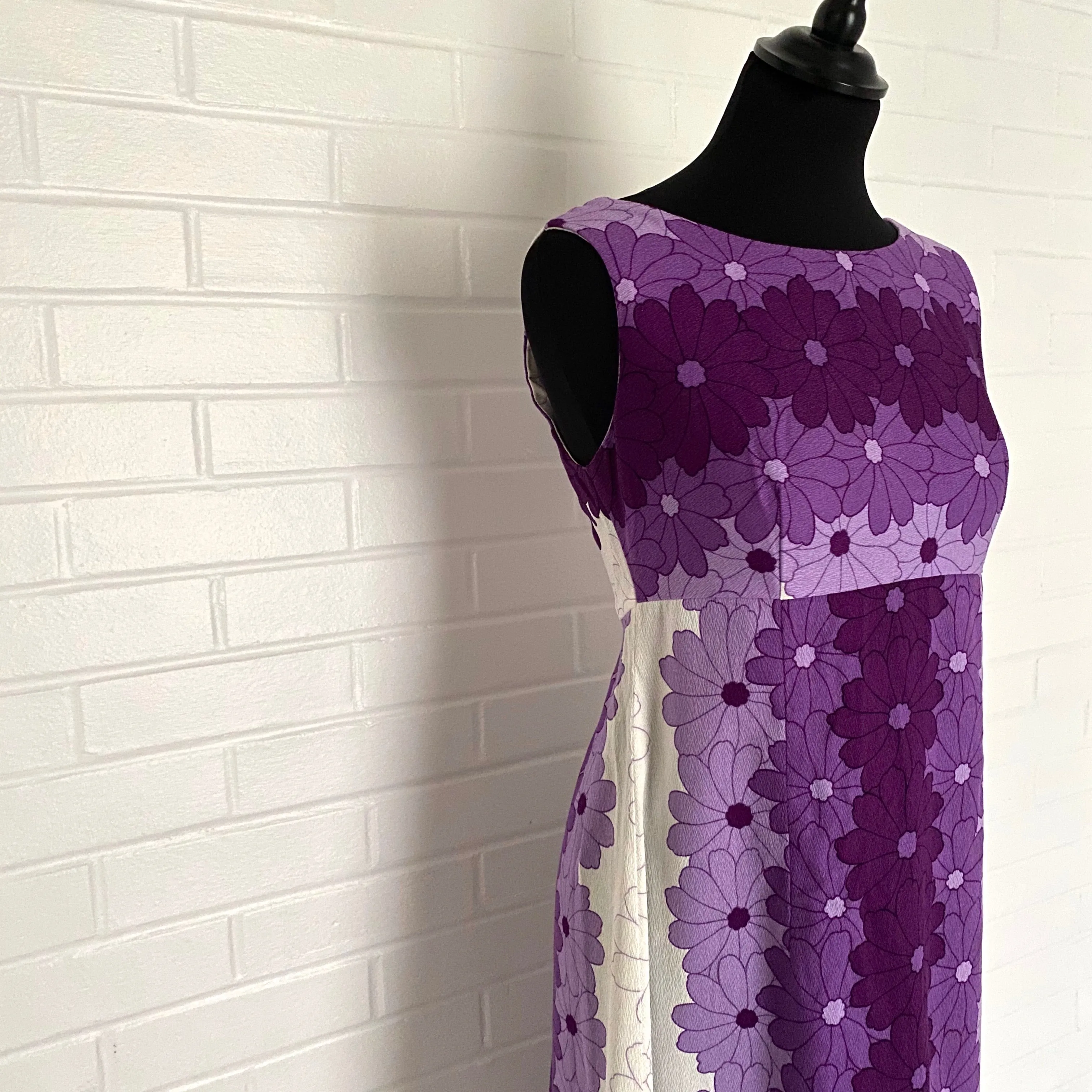 Late 1960s Ui-Maikai Hawaiian Maxi Dress