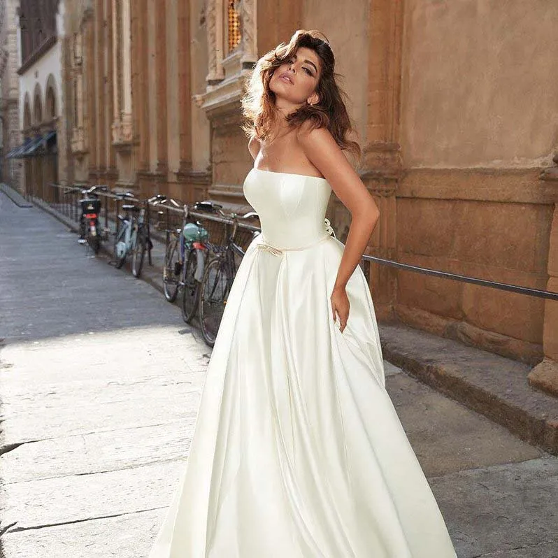 Strapless A-Line Sexy Wedding Dress Simple Wedding Lace-up Back Wedding Gown