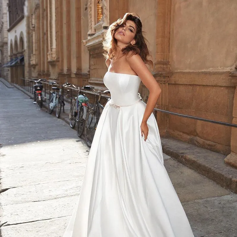 Strapless A-Line Sexy Wedding Dress Simple Wedding Lace-up Back Wedding Gown