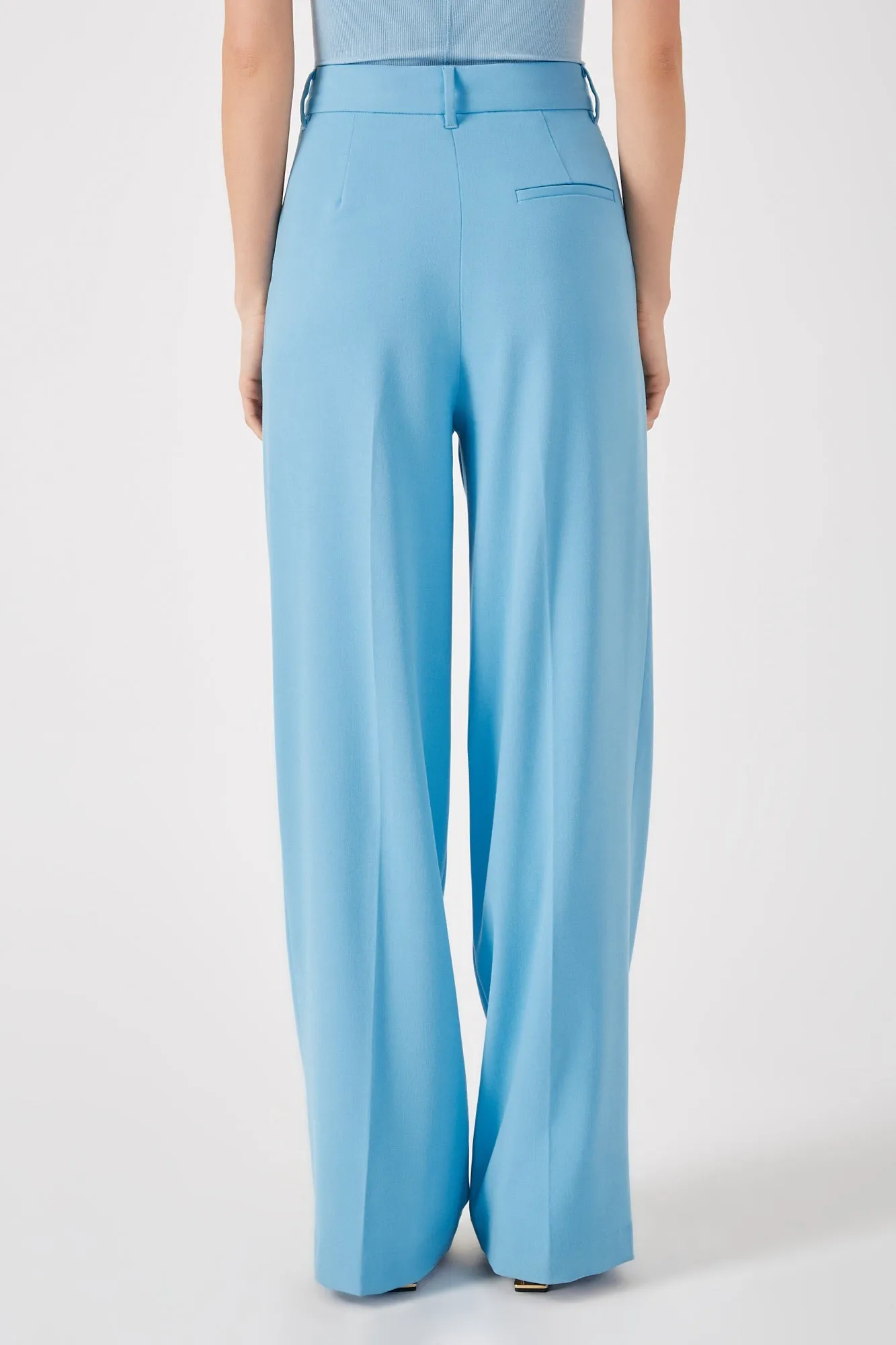 The Maccaden - Open Air Pleated Viscose Trouser