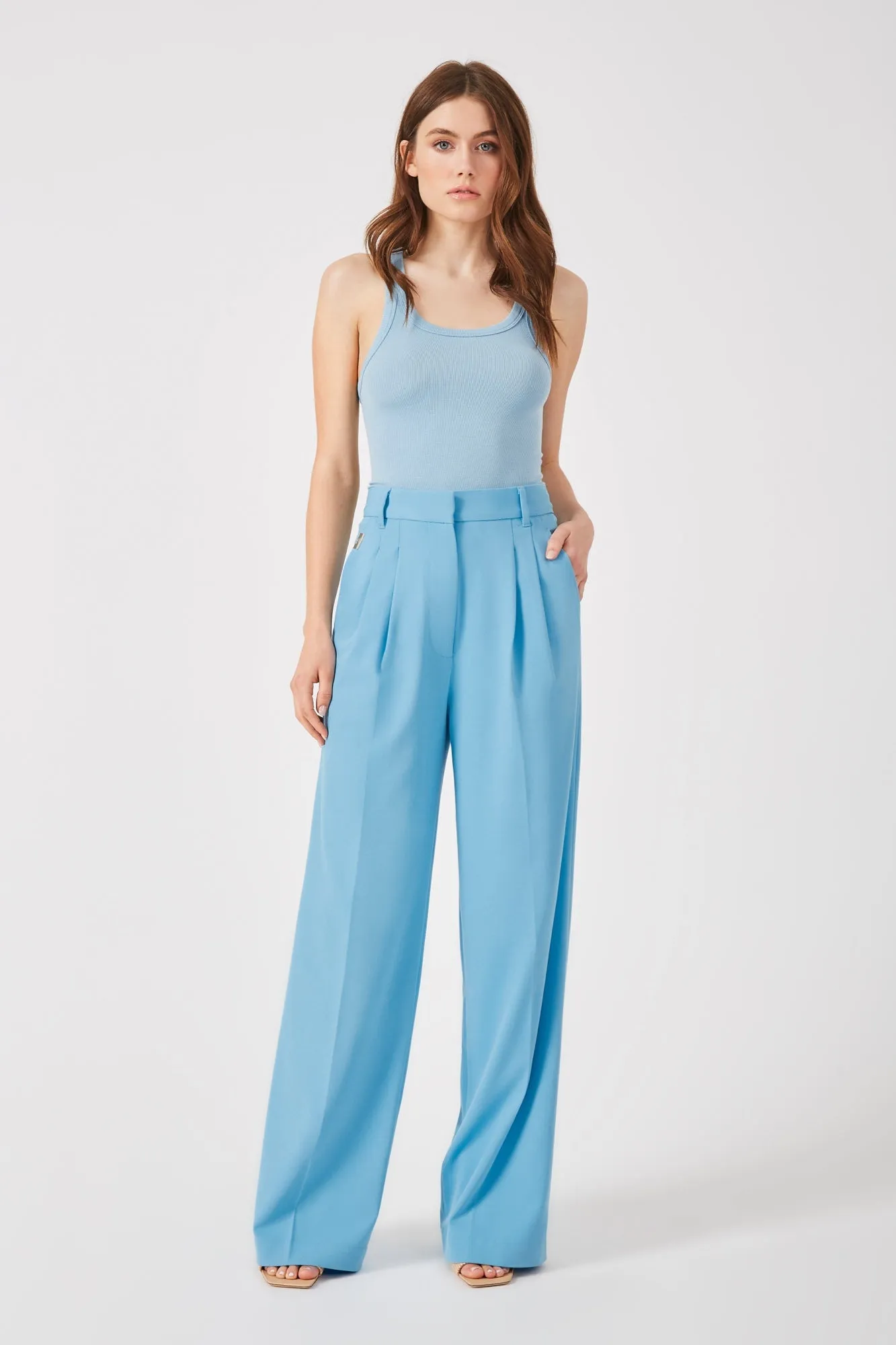 The Maccaden - Open Air Pleated Viscose Trouser