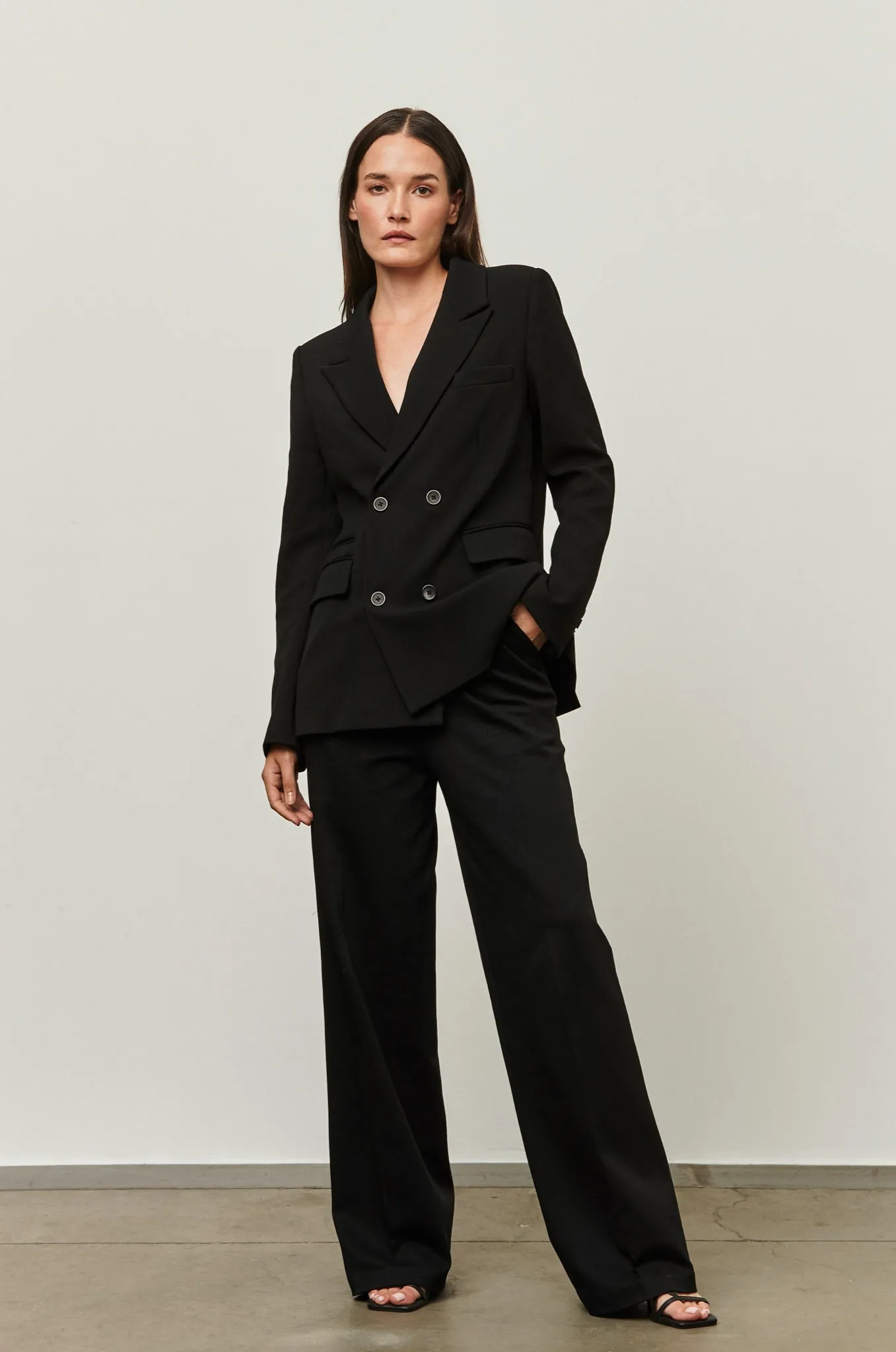 The Mackay - Black Pleated Japanese Viscose Trouser