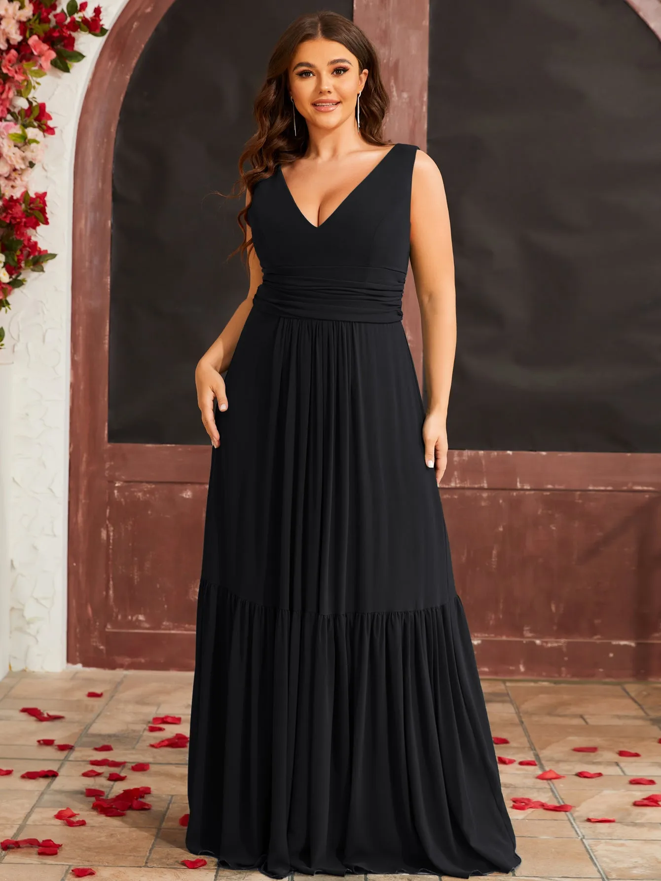 Women Plus Size V-neck Sleeveless Chiffon Long Formal Bridesmaid Dresses