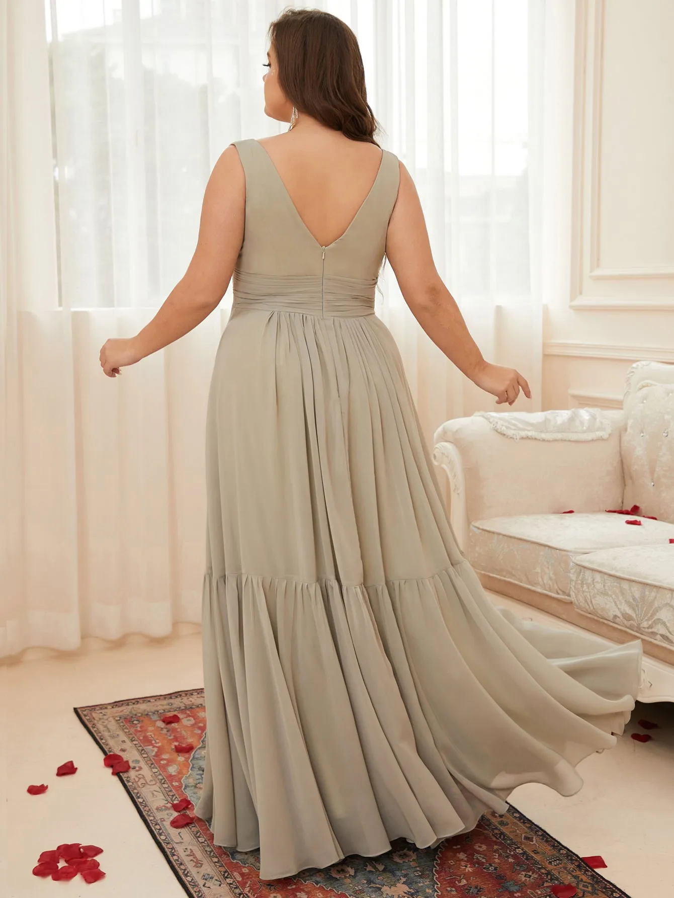 Women Plus Size V-neck Sleeveless Chiffon Long Formal Bridesmaid Dresses