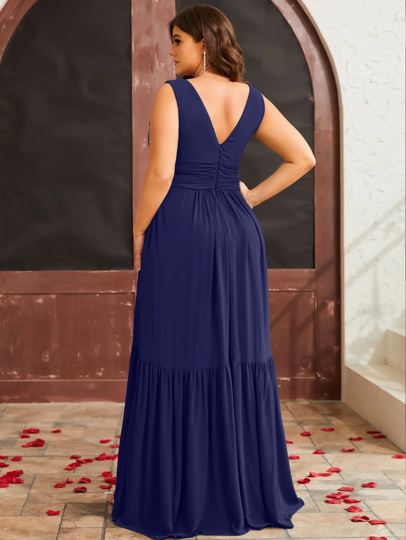 Women Plus Size V-neck Sleeveless Chiffon Long Formal Bridesmaid Dresses